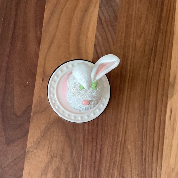 Pink Easter Bunny Gnome Platter Decoration 🐇 - Picture 5 of 7